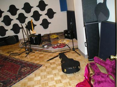 This Recording EDGe room sounds GREAT!